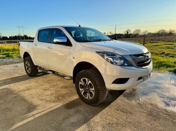 MAZDA BT50 AÑO 2017 4X4